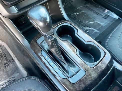 Used 2022 GMC Canyon Elevation image 16