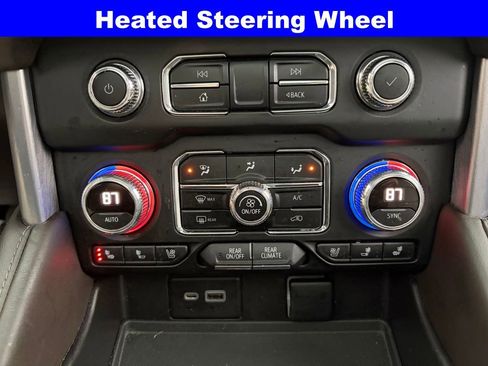 Used 2022 GMC Yukon SLT w/ SLT Premium Package image 22