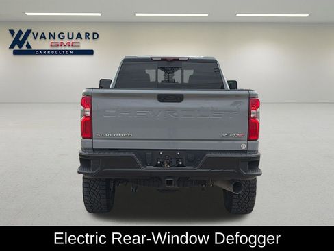 Used 2024 Chevrolet Silverado 2500 ZR2 w/ Technology Package AWD/4WD image 8