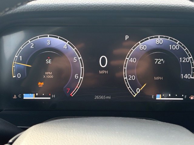Used 2022 Jeep Grand Cherokee L Limited AWD/4WD image 13