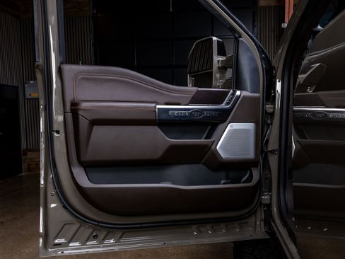 Used 2026 Ford F250 King Ranch w/ Chrome Package image 35