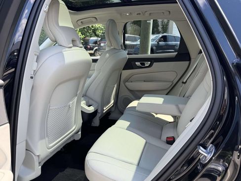 Used 2024 Volvo XC60 B5 Plus w/ Protection Package Premier AWD/4WD image 15