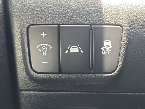 Used 2021 Kia K5 LXS FWD image 17