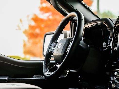 Used 2023 Ford F150 Lariat w/ Equipment Group 502A High image 53