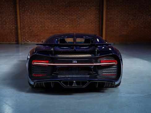 Used 2023 Bugatti Chiron AWD/4WD image 5
