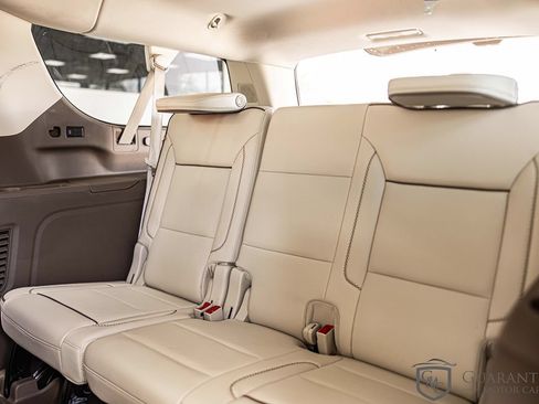 Used 2021 GMC Yukon XL Denali w/ LPO, Illumination Package AWD/4WD image 35