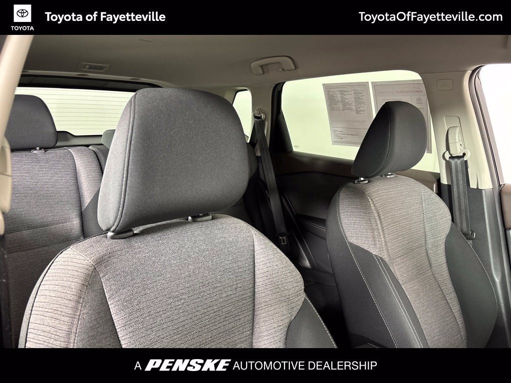 Used 2022 Nissan Rogue SV AWD/4WD image 10