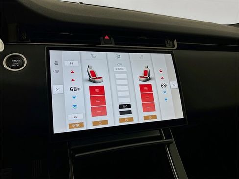 Used 2025 Land Rover Range Rover Evoque Dynamic SE image 23