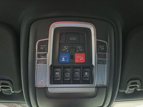 Used 2021 RAM 1500 Limited AWD/4WD image 28