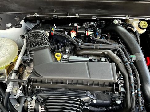 Used 2025 Ford Maverick Lobo image 31