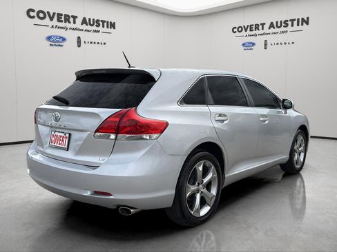 Used 2012 Toyota Venza LE w/ LE Convenience Pkg image 5