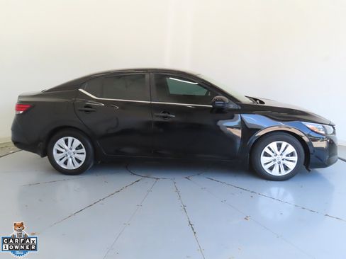 Used 2024 Nissan Sentra S FWD image 2