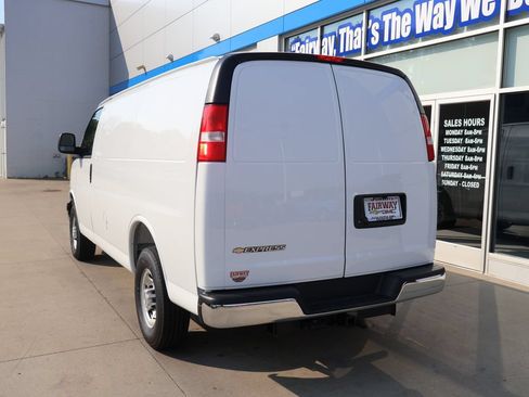 New 2026 Chevrolet Express 2500 w/ Enhanced Convenience Package RWD image 8