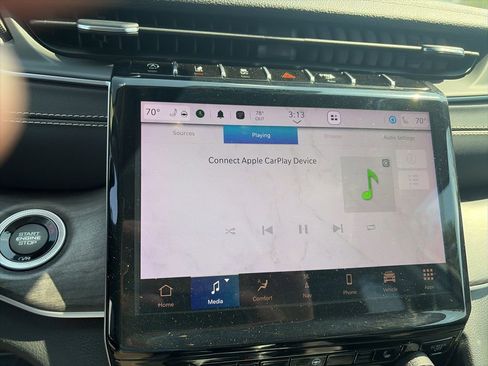 Certified 2023 Jeep Grand Cherokee L Limited image 36