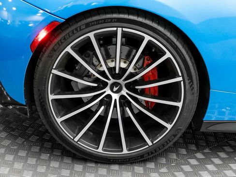 Used 2020 McLaren GT RWD image 39