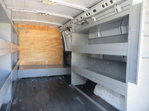 Used 2018 Chevrolet Express 3500 Extended w/ Driver Convenience Package image 15