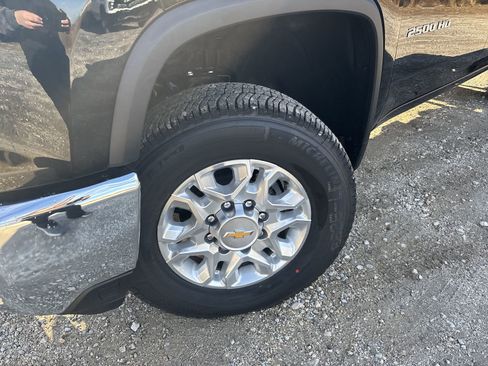 New 2026 Chevrolet Silverado 2500 LT image 13