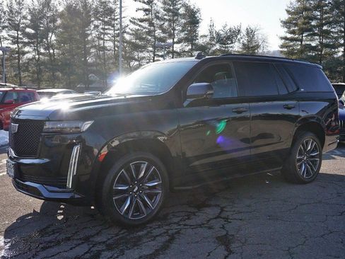 Used 2023 Cadillac Escalade Sport AWD/4WD image 13