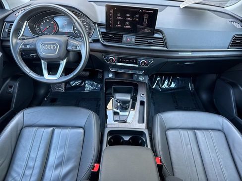 Used 2023 Audi Q5 2.0T Premium w/ Convenience Package AWD/4WD image 17