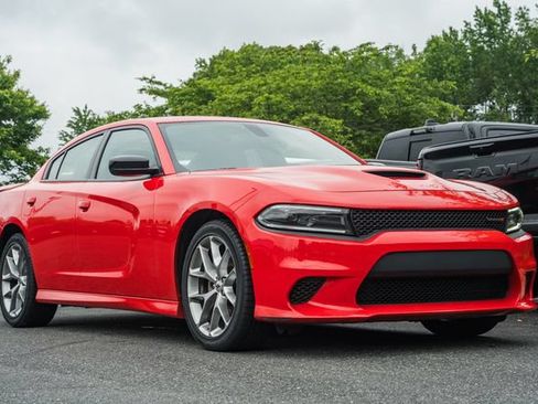 Used 2023 Dodge Charger GT RWD image 2