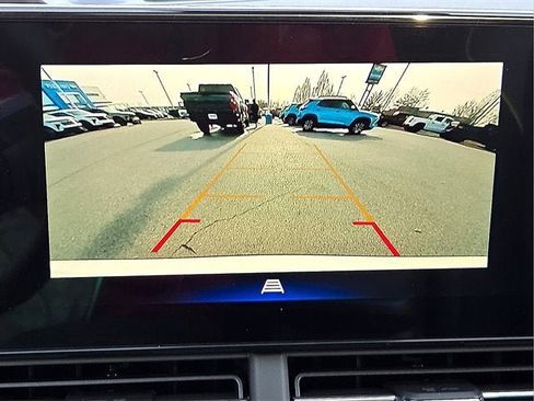 New 2026 Chevrolet Trax ACTIV w/ Sunroof Package image 18