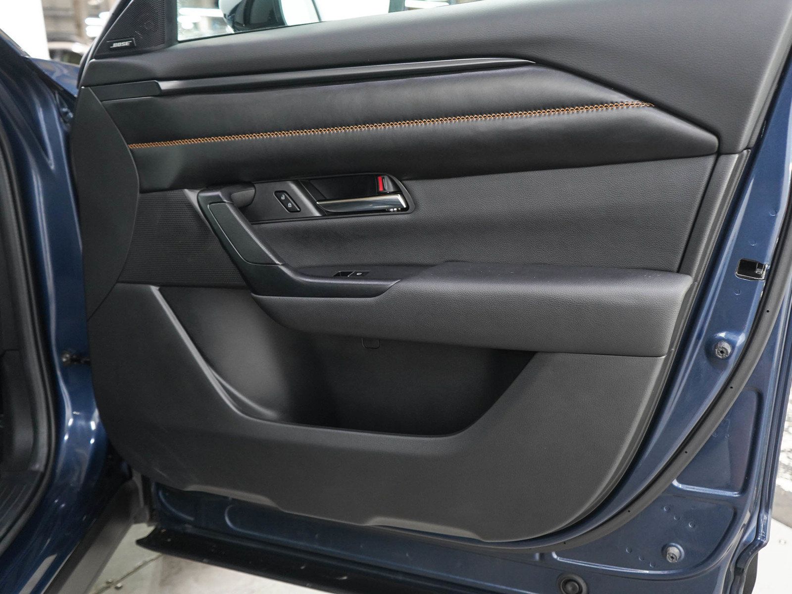 Used 2024 MAZDA CX-50 AWD 2.5 S w/ Cargo Package image 9