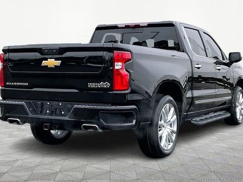 Used 2024 Chevrolet Silverado 1500 High Country w/ Technology Package image 5
