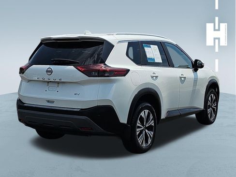 Used 2023 Nissan Rogue SV w/ SV Premium B Package FWD image 4