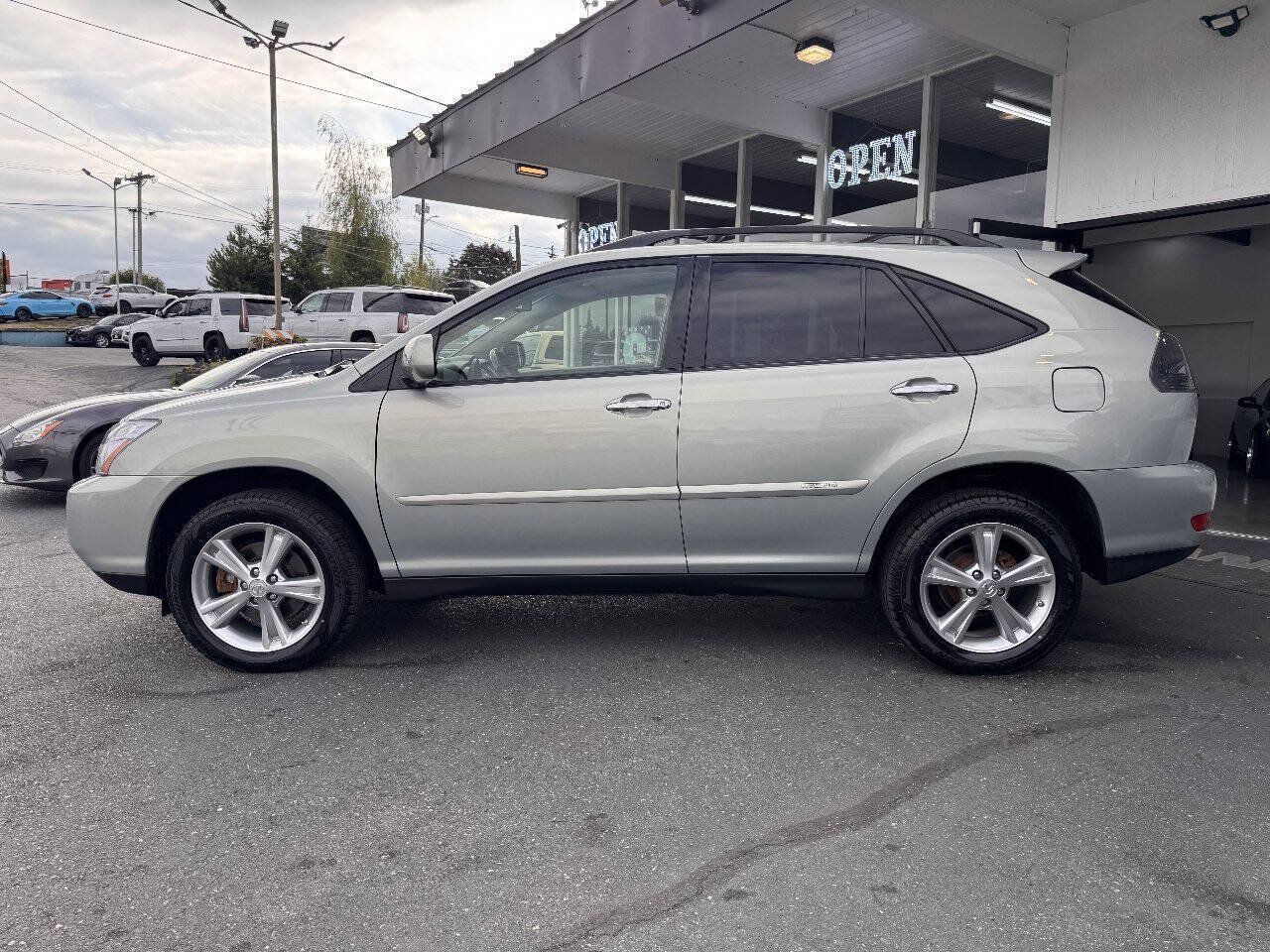 Used 2008 Lexus RX 400h AWD image 3
