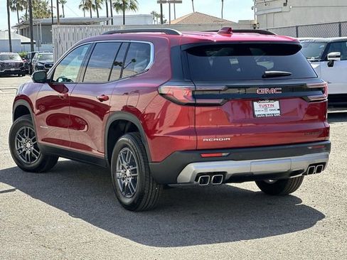 New 2025 GMC Acadia Elevation image 5