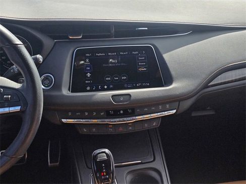 Used 2023 Cadillac XT4 Sport image 17