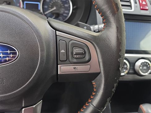 Used 2016 Subaru Crosstrek 2.0i Premium image 18