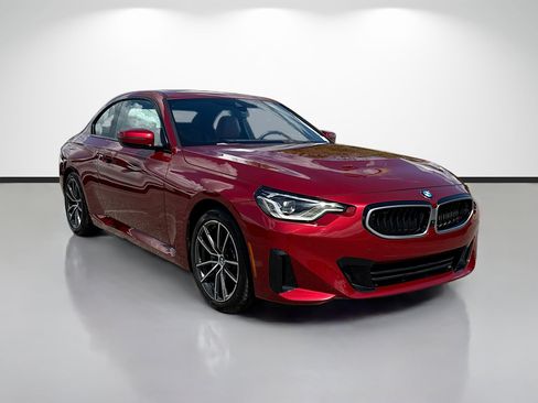 Used 2025 BMW 230i Coupe RWD image 1