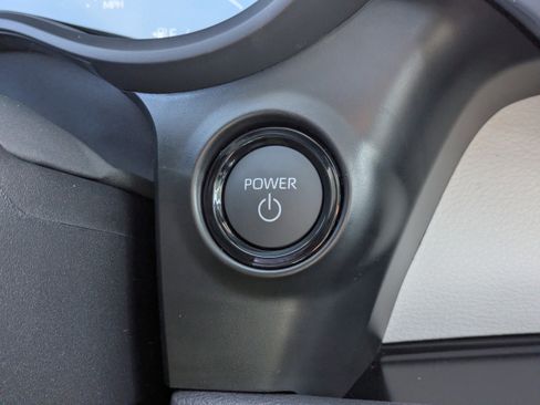 New 2026 Toyota Sienna XLE FWD image 31