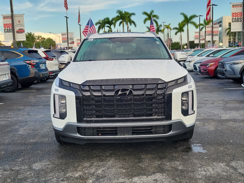 Used 2024 Hyundai Palisade Limited FWD image 4