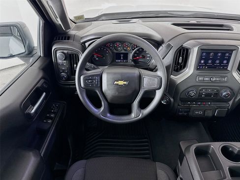 Used 2025 Chevrolet Silverado 1500 Custom image 20
