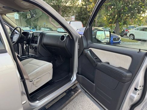 Used 2008 Ford Explorer Sport Trac XLT image 20