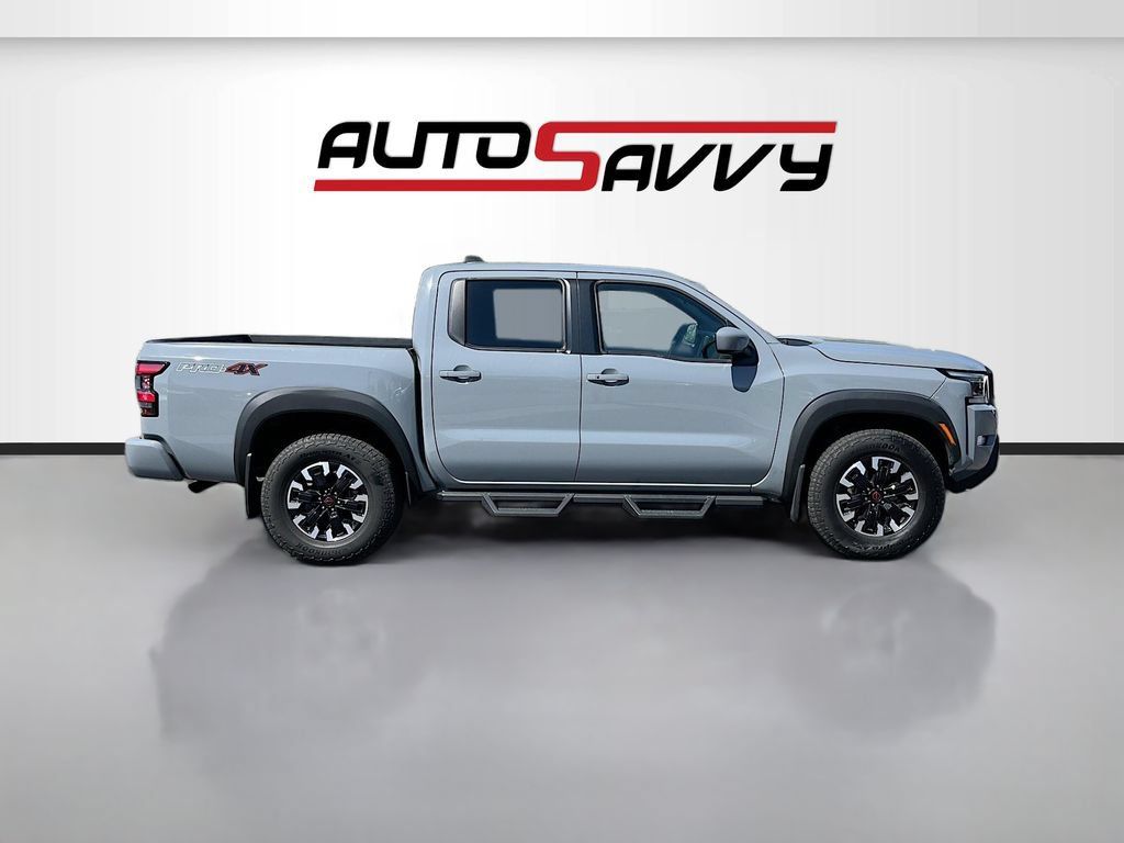 Used 2024 Nissan Frontier PRO-4X w/ Technology Package AWD/4WD image 8