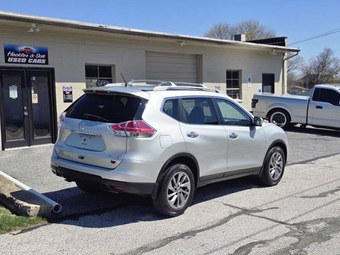 Used 2015 Nissan Rogue SL image 5