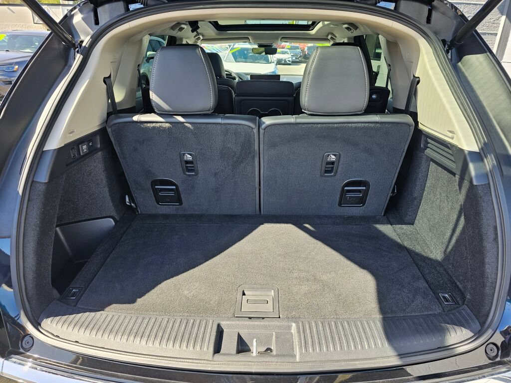 Used 2024 Acura MDX w/ Technology Package AWD/4WD image 16