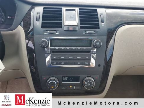 Used 2008 Cadillac DTS FWD image 15
