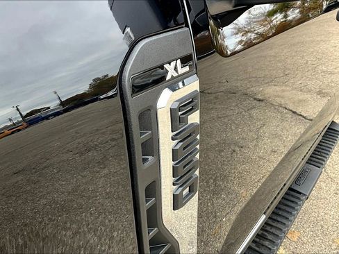 New 2026 Ford F250 XL image 12