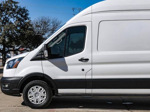 Used 2022 Ford Transit 250 w/ Load Area Protection Package image 16