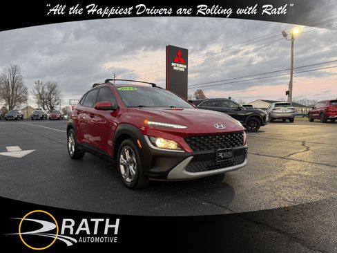 Used 2022 Hyundai Kona SEL image 1