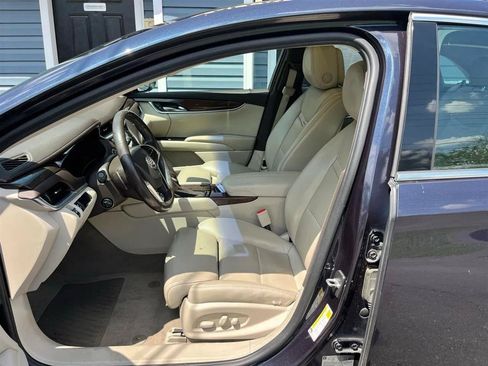 Used 2013 Cadillac XTS Luxury w/ Driver Awareness Package FWD image 11