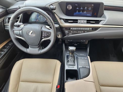 Used 2019 Lexus ES 350 w/ Premium Package image 27