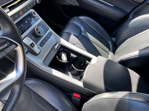 Used 2024 Hyundai Palisade Calligraphy image 21