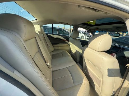 Used 2012 INFINITI G37 x Sedan w/ Premium Pkg image 16