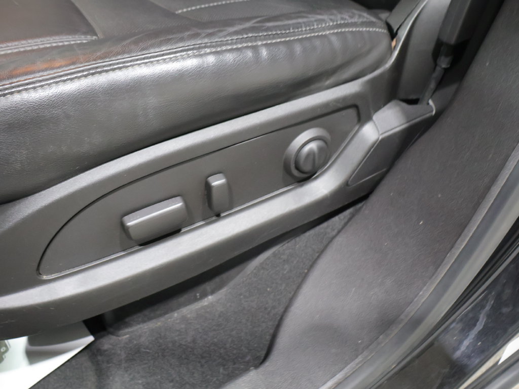 Used 2017 Buick Enclave Leather w/ Enclave Sport Touring Edition AWD/4WD image 12