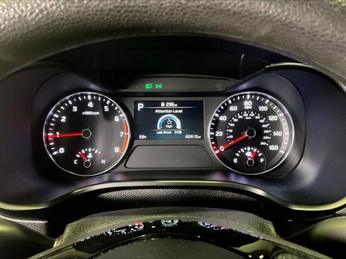 Used 2024 Kia Forte LXS image 13